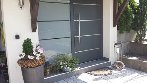 Traumwohnung in direkter Waldrandlage nahe Frankfurt