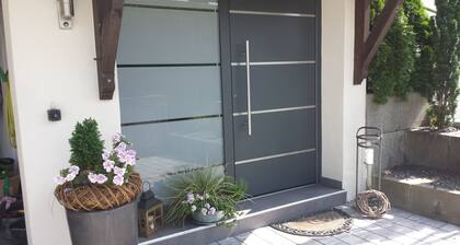 Traumwohnung in direkter Waldrandlage nahe Frankfurt