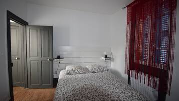 2 sovrum, strykjärn/strykbräda, wi-fi och sängkläder