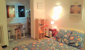 3 bedrooms, iron/ironing board, WiFi, bed sheets - Villa with terrace, wooded garden in Carcassonne with 3 bedrooms for 6 people (Carcassonne)