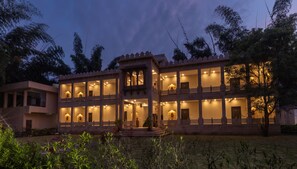 Grand Room | 1 bedroom, individually furnished, blackout curtains, soundproofing - Vraksh by Aranyak (Kurai)