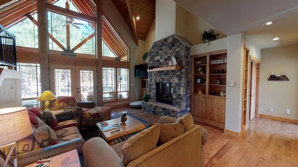 TV, fireplace, DVD player, table tennis