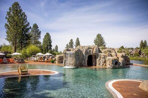 Pool - Forest View Lodge with Hot Tub, BBQ & Games (Bend)