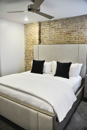 2 chambres, fer et planche à repasser, Wi-Fi gratuit, draps fournis