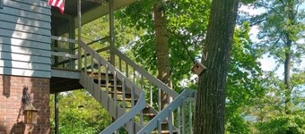 THE BEAR DEN - Franklin's Most Beautiful Mountain View