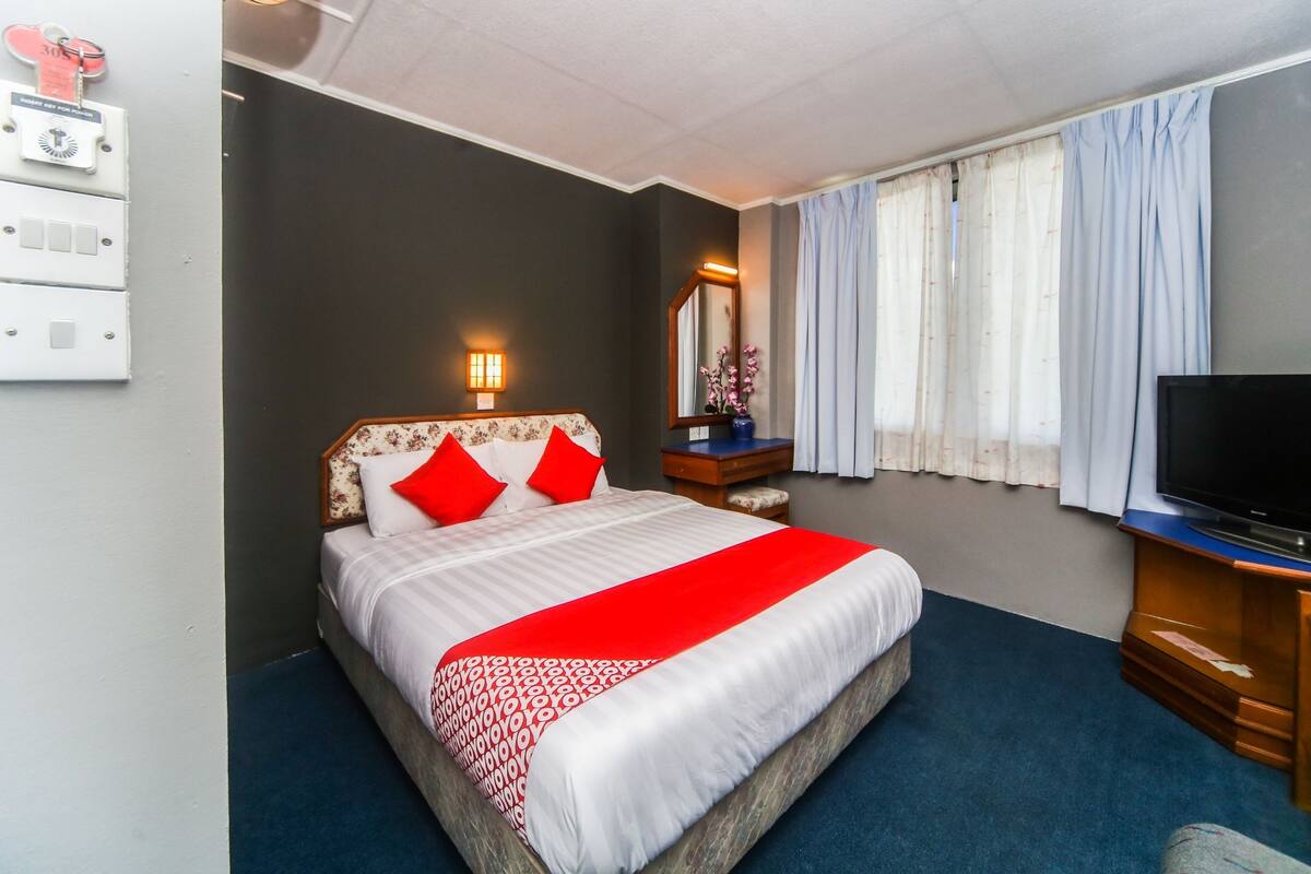 Deluxe Double Room, 1 Katil Ratu (Queen) | Meja, Wi-fi percuma 
