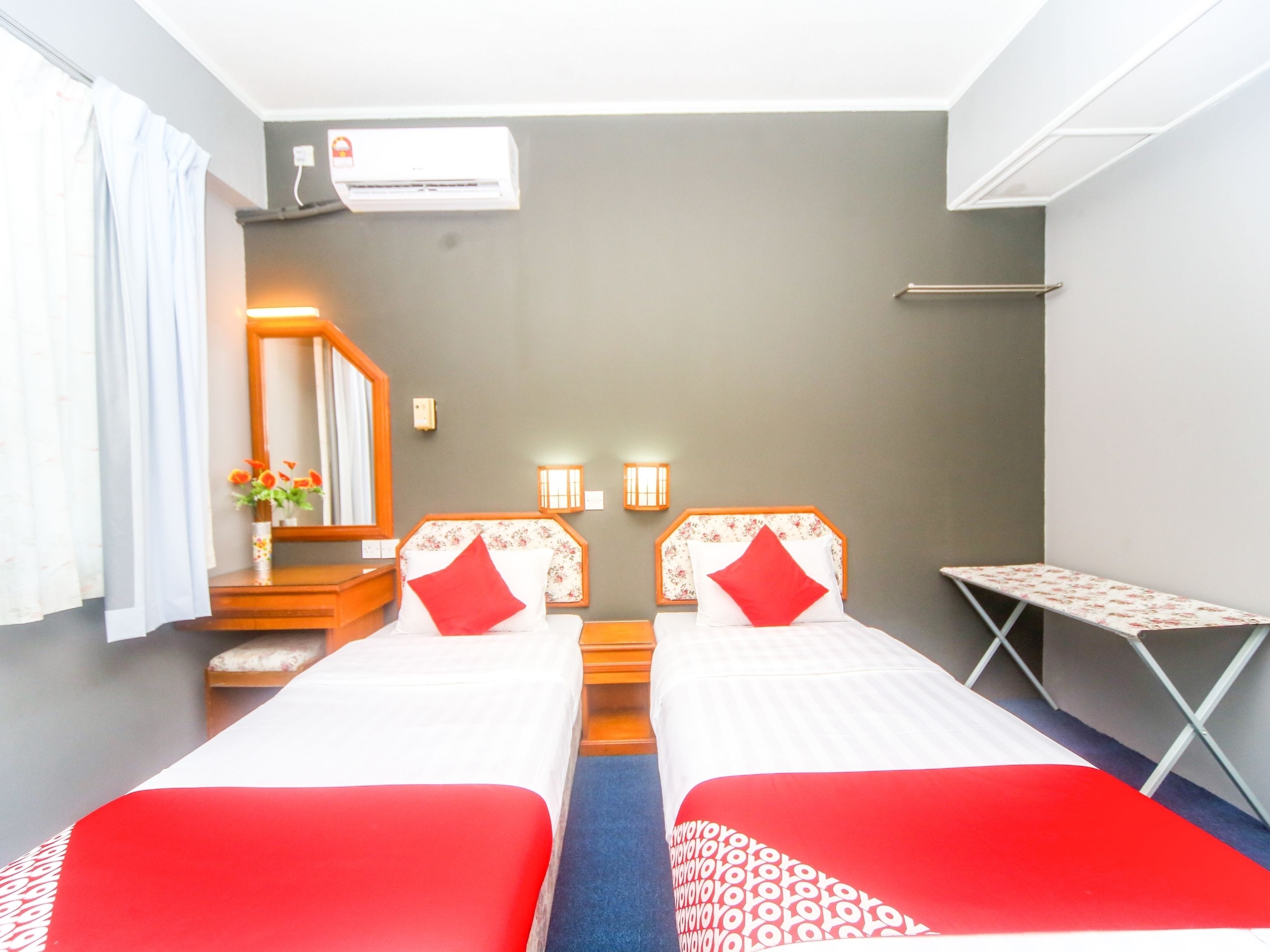 deluxe twin room, 2 single beds | desk, free wifi
