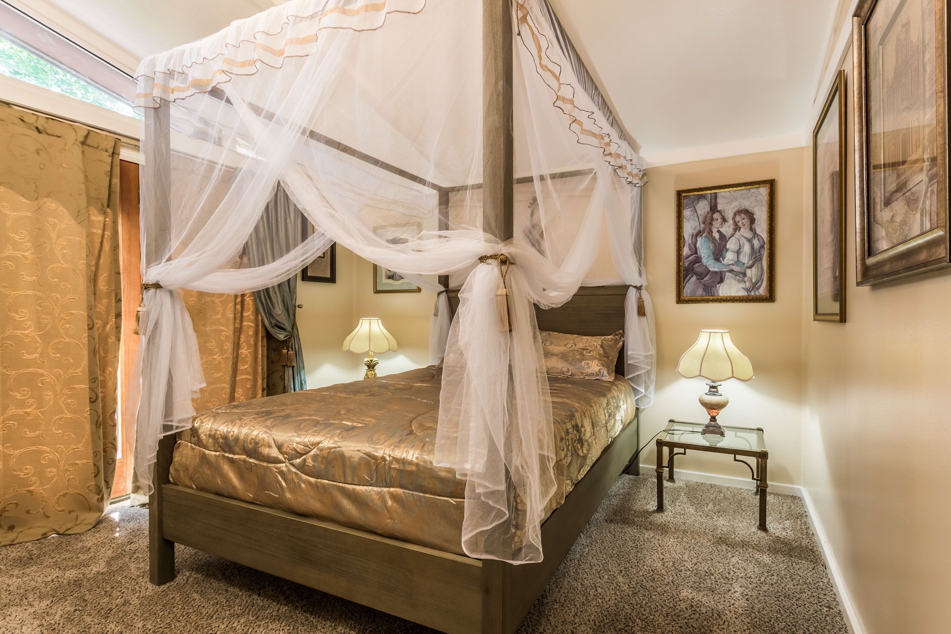 2 間睡房、熨斗/熨衫板、Wi-Fi、床單