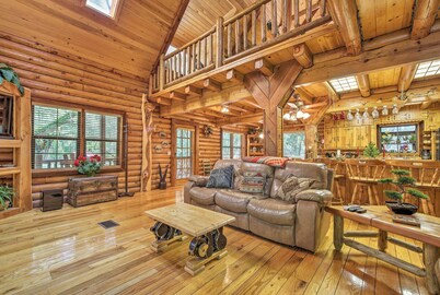 Log Cabin Sanctuary in Inverness w/ Furnished Deck