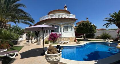 Charmante Villa mit privatem Pool in Miami Platja!