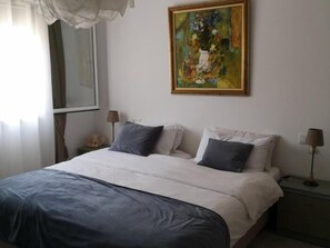 2 bedrooms, Internet