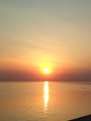 Unclassified image, 5 of 26, button