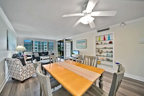 Interior - Loggerhead Cay #322 - Sanibel Island Beach View (Sanibel)