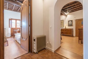 1 bedroom, iron/ironing board, WiFi