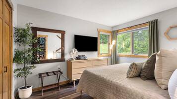 2 Schlafzimmer, BĂŒgeleisen/BĂŒgelbrett, Reisekinderbett, WLAN