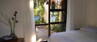 WATERS EDGE BED & BREAKFAST