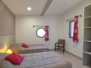 2 bedrooms, free WiFi