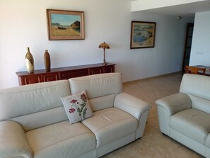 TV, stereo - Great apartment: Top sea sights and top location in Blanes center (Costa Brava) (Blanes)