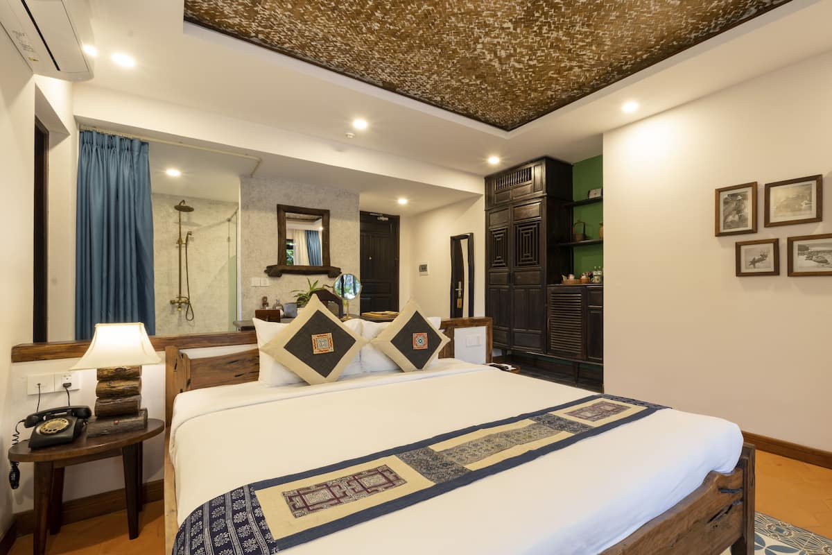 Grand Deluxe Double, External Bathroom | Bộ đồ giường cao cấp, chăn bông, minibar, két bảo mật tại phòng