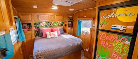 1 camera, ferro/asse da stiro, Wi-Fi gratuito, lenzuola