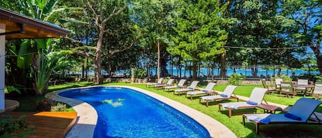 Alberca al aire libre