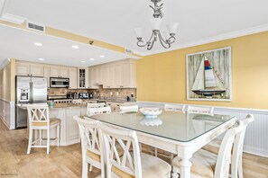 Dining - 4bd Beachfront Condo w/Pool & Ocean Views (Wildwood Crest)