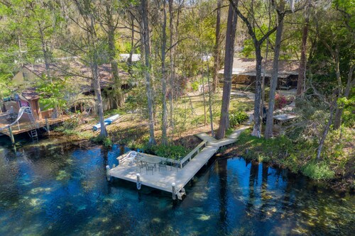 Breathtaking Rainbow River single family home