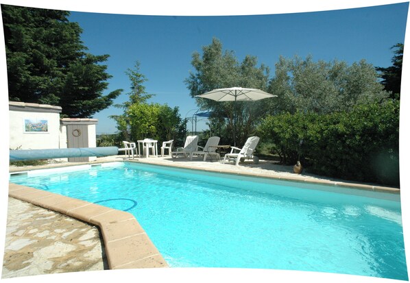 Outdoor pool - Promotions to seize: Beautiful artist cottage, private pool, exceptional view (Peyrefitte-sur-l'Hers)