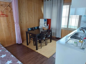 Studio (A) | Private kitchen