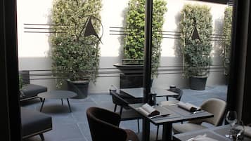 Terassi/patio