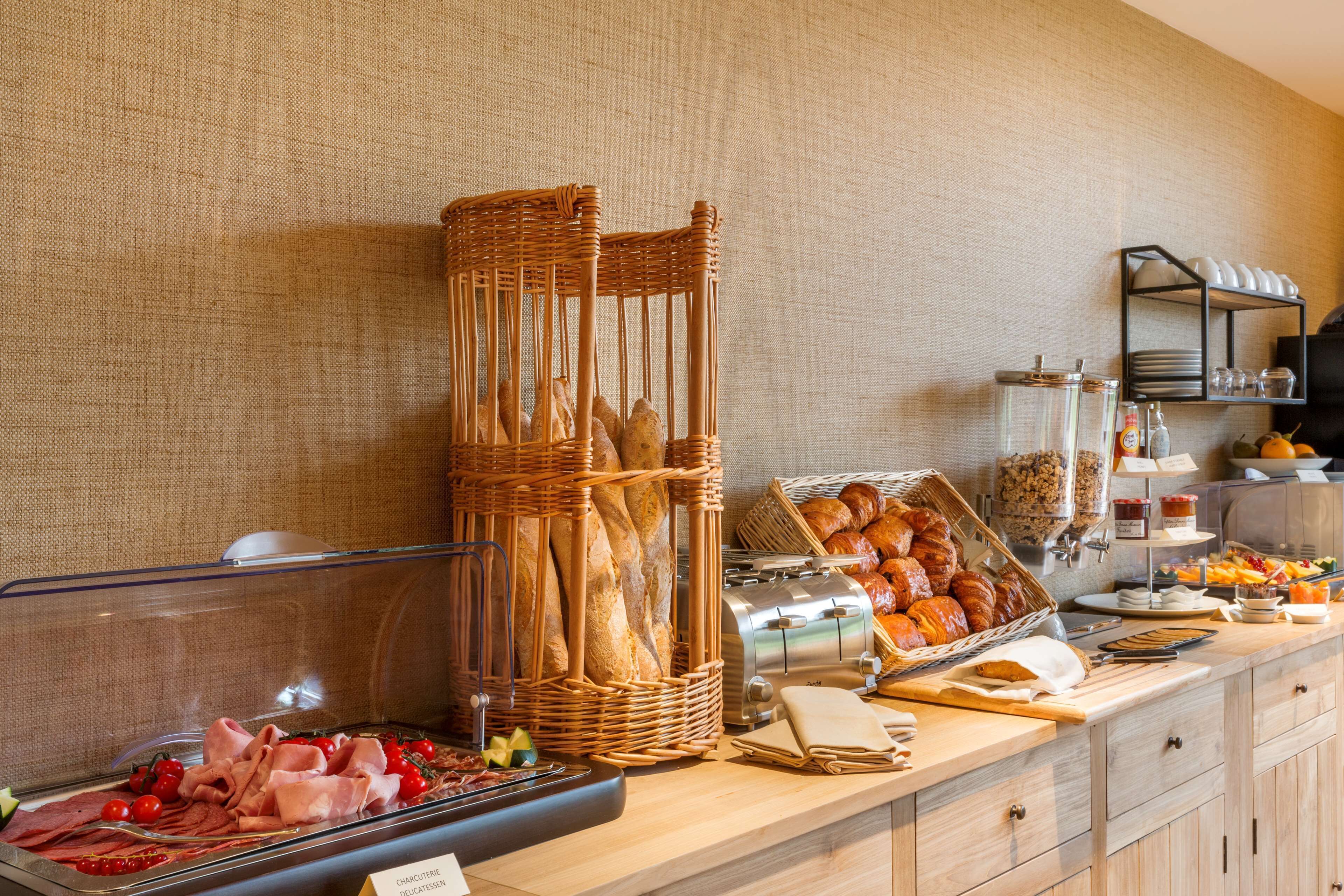 daily buffet breakfast (eur 15 per person)