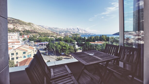 Unclassified image, 1 of 49, button - Sky View Luxury Apartments (Budva)