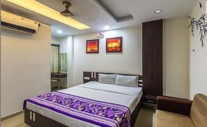 Chambre Deluxe double | Literie de qualité, bureau, système d’insonorisation