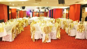 Indoor wedding - Inci Hotel (Adana)