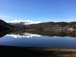 Unclassified image, 2 of 9, button - GUEST ROOMS in the Volcanoes Park of Auvergne (Murol)