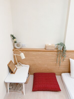 Single Room, Private Bathroom - HoHo Woo Tainan Homestay (Tainan)