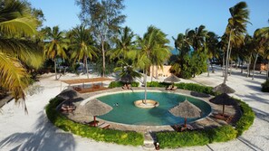 2 outdoor pools, pool umbrellas, sun loungers - VRclub - Paje Palms Beach Resort (Paje)