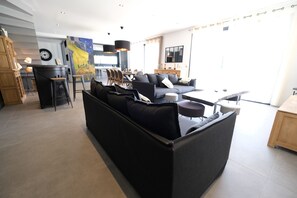 TV - Vacation rental SAINT REMY DE PROVENCE LS1-340 (Saint Remy de Provence)