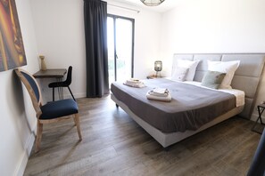 5 bedrooms, iron/ironing board, free WiFi, bed sheets - Vacation rental SAINT REMY DE PROVENCE LS1-340 (Saint Remy de Provence)