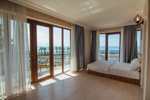 Pimennysverhot, äänieristys, silitysrauta/-lauta, ilmainen Wi-Fi