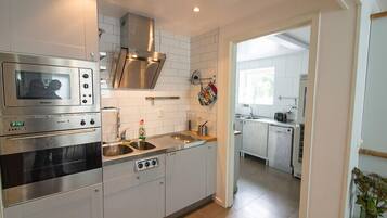 House | Private kitchen