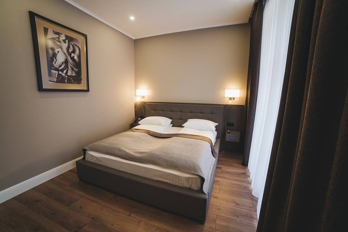 Junior-Suite | Minibar, Zimmersafe, laptopgeeigneter Arbeitsplatz