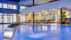 Indoor pool, outdoor pool - Hotel Irys by Derenivska Kupil (Nyzhnje Solotvyno)