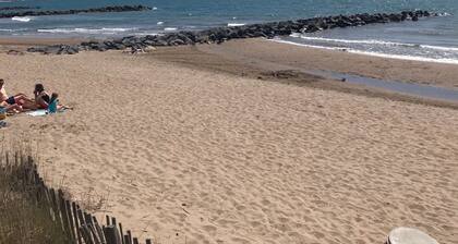 Appt Bord de mer 35m2 de 2/4 Pers,terrasse,piscine, Parking, résidence Sécurisée