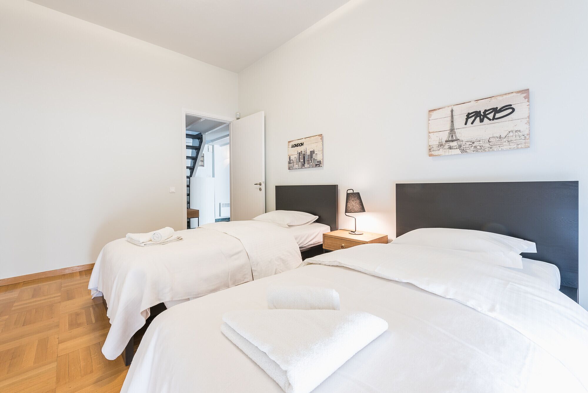 4 bedrooms, iron/ironing board, free WiFi