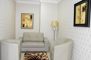 Flat-screen TV - Galpin Suites Ikeja (Lagos)