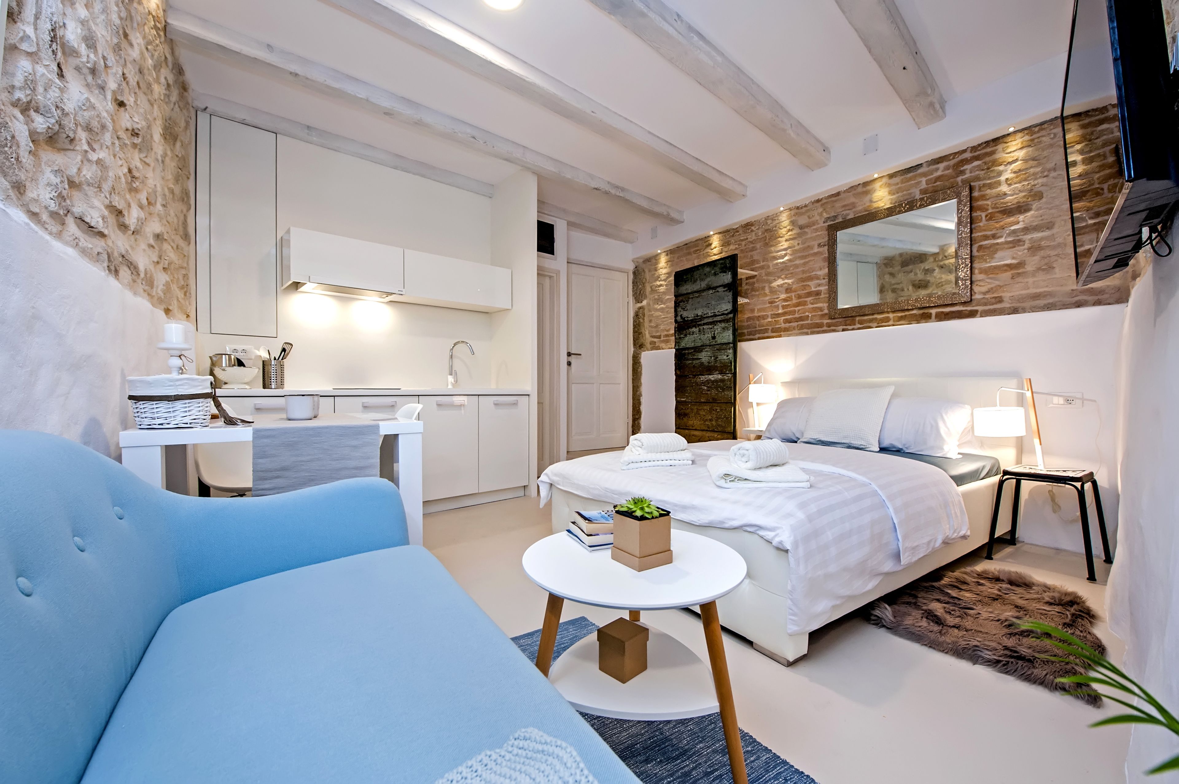 Comfort-studiolejlighed | Opholdsområde | Fladskærms-tv