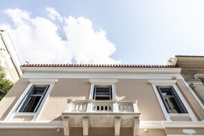 Exterior detail - Monsieur Didot (Athens)