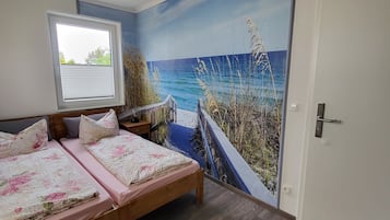 1 多间卧室、防过敏的被褥、特色装修、特色家居