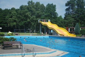 Indoor pool, seasonal outdoor pool - Ferienpark Grafschaft Bentheim (Getelo)